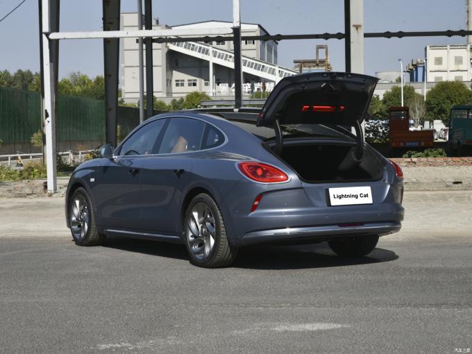 2024 Ora Cat EV Car Grand Cat Iluminación Cat Versión de noche oscura 555km 204HP 3