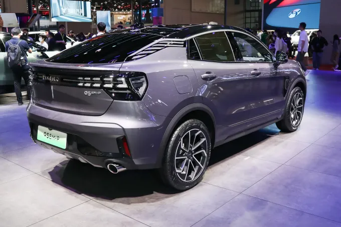 2024 Lynk & Co 05 Nueva energía 2023 1.5TD EM-P híbrido enchufable de 5 puertas y 5 asientos SUV accesorio 3